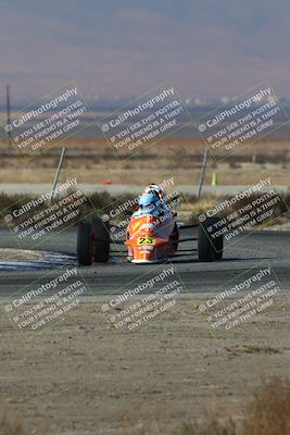media/Nov-17-2024-CalClub SCCA (Sun) [[5252d9c58e]]/Group 5/Qual (Star Mazda Entrance)/